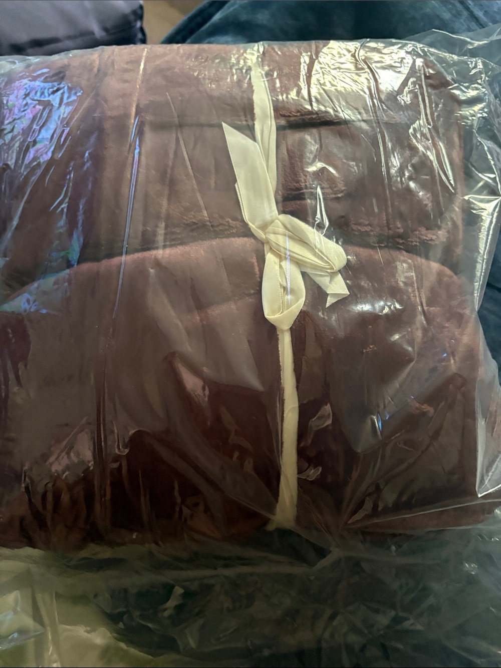 Plush Quilted Throw in Deep Burgundy